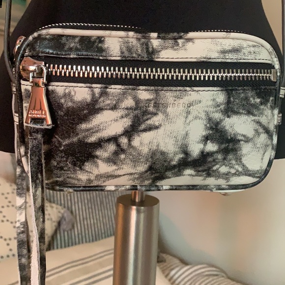 NWT leather tie dye crossbody handbag by Aimee Kestenberg - Picture 3 of 13